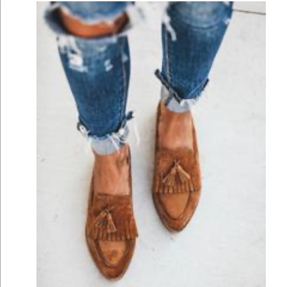 Vici - Berlin Suede Tassel Loafer